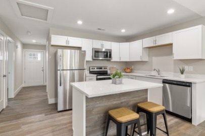 1010 Venice Boulevard - B